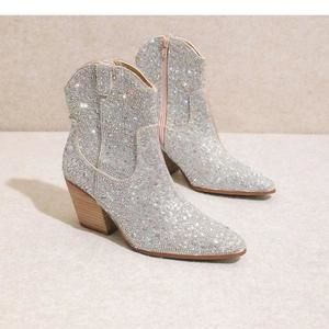 NEW MIIM women's angel heeled boots in silver